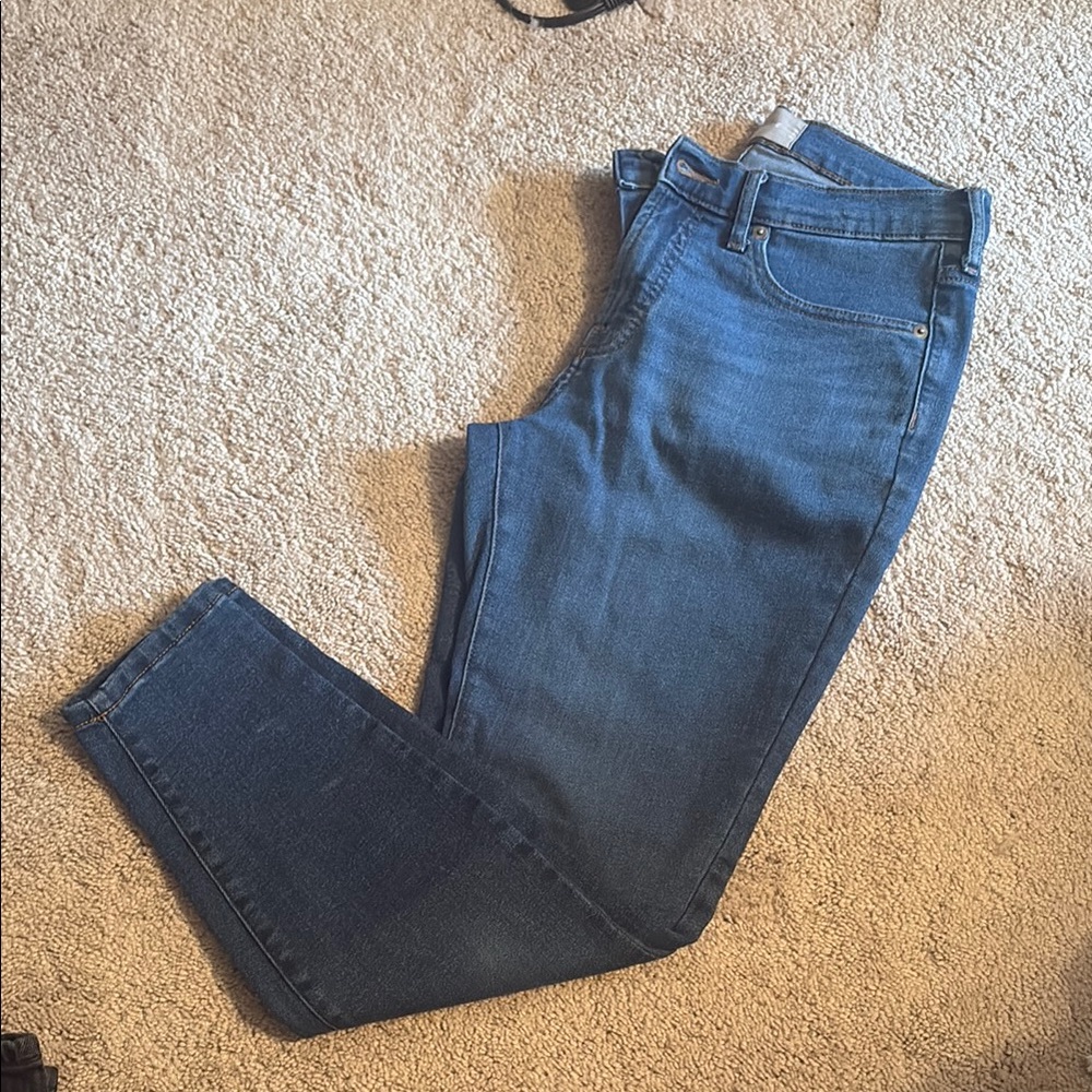 Everlane mid rise ankle jeans size 28